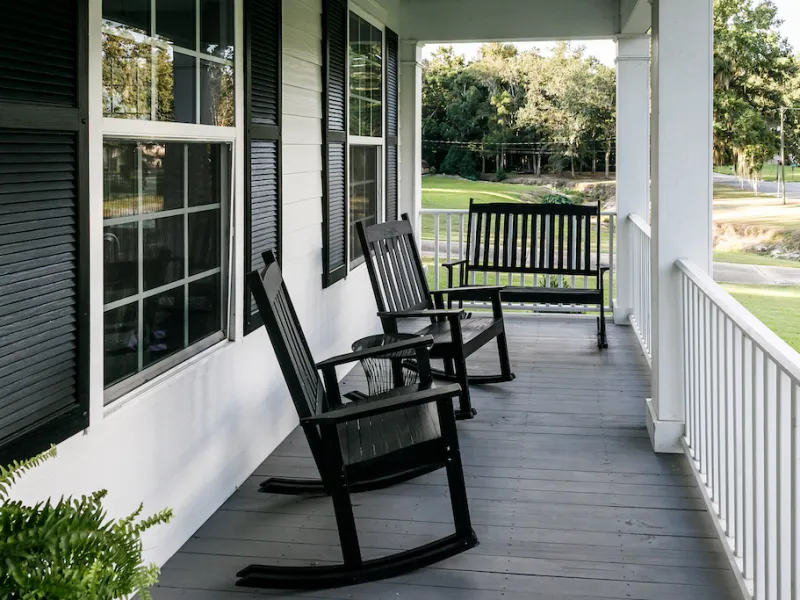How to Keep Your Porch Pest-Free this Summer