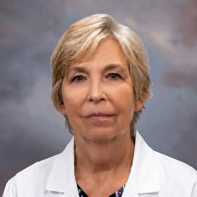 Holly Gwaltney, FNP headshot