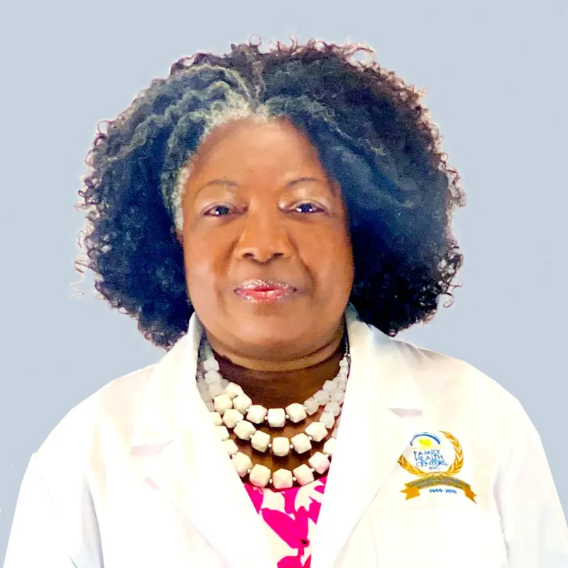 Julia Hobson, FNP-C headshot