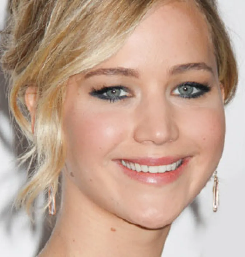 Even Celebrities Like Jennifer Lawrence Aren't Immune From Bad Breath!