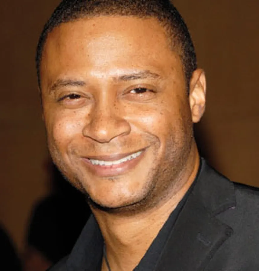 Actor David Ramsey Says: Don't Forget to Floss!