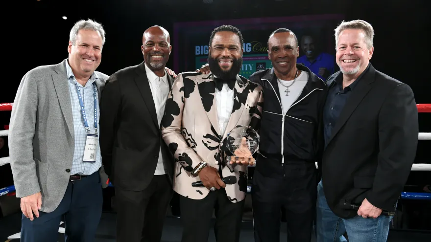Tom Lorz, Anthony Anderson, Chris Spencer at Big Fighters, Big Cause Charity Boxing Night presented by B. Riley Securities