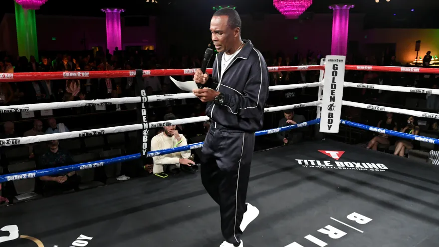 Sugar Ray Leonard at Big Fighters, Big Cause Charity Boxing Night presented by B. Riley Securities