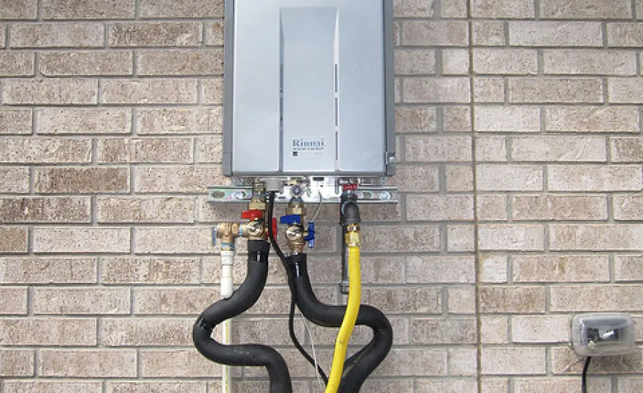 Protect Your Outdoor Tankless Water Heater During Winter | The Pink Plumber