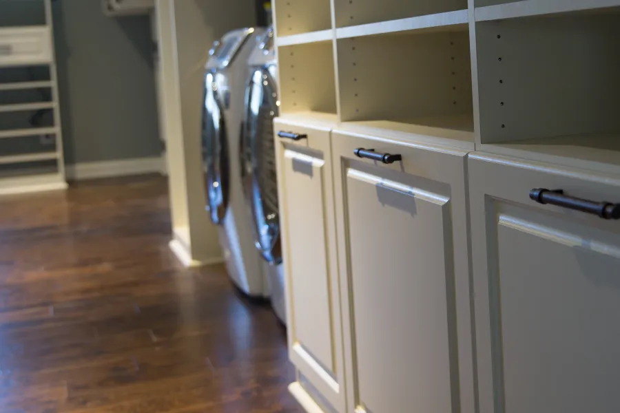 closet laundry