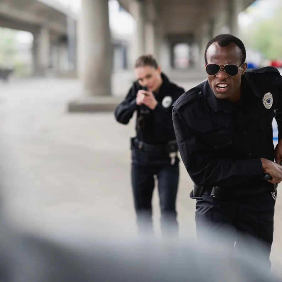 a police officer responding to an active shooter