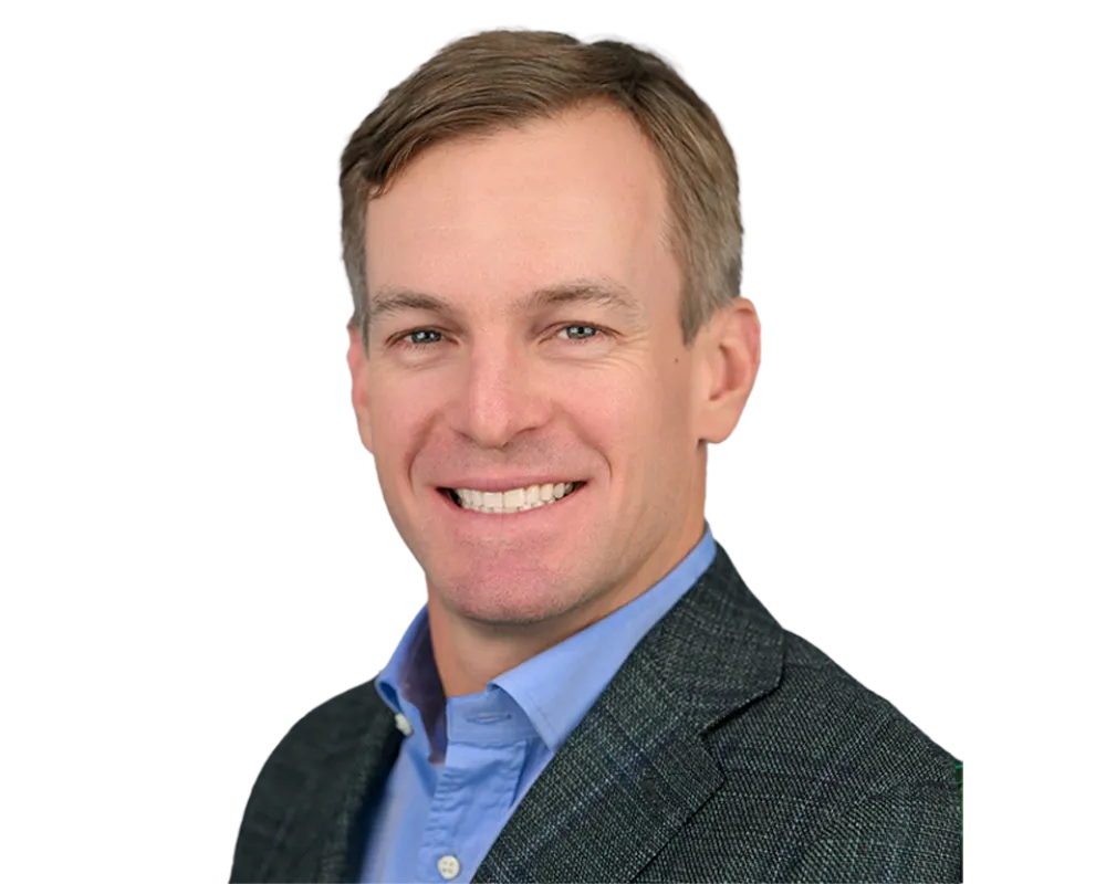 Headshot of Chris Reilly