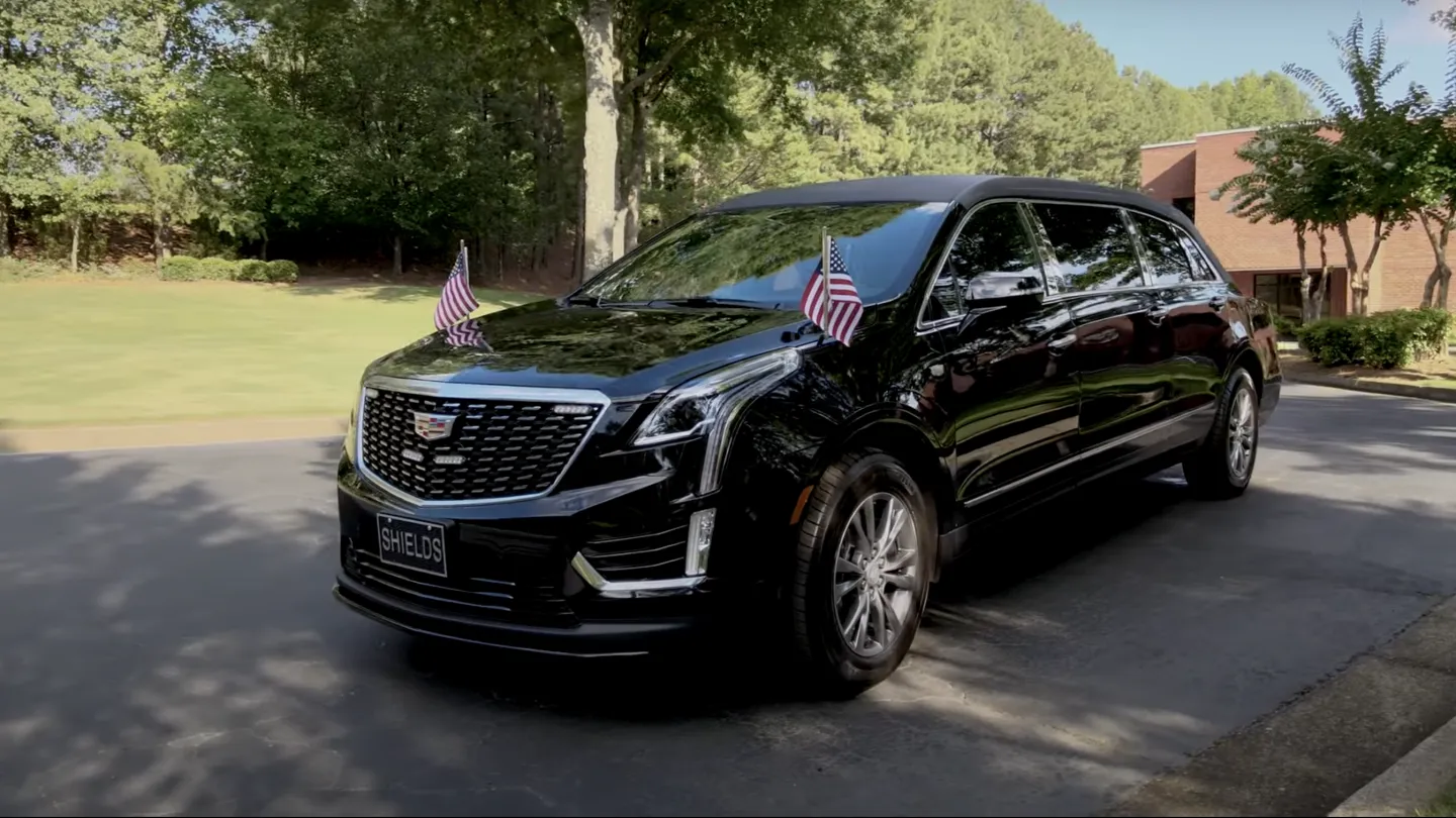 2024 Platinum LT Limo