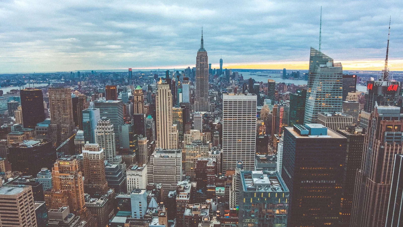 a city with many tall buildings
