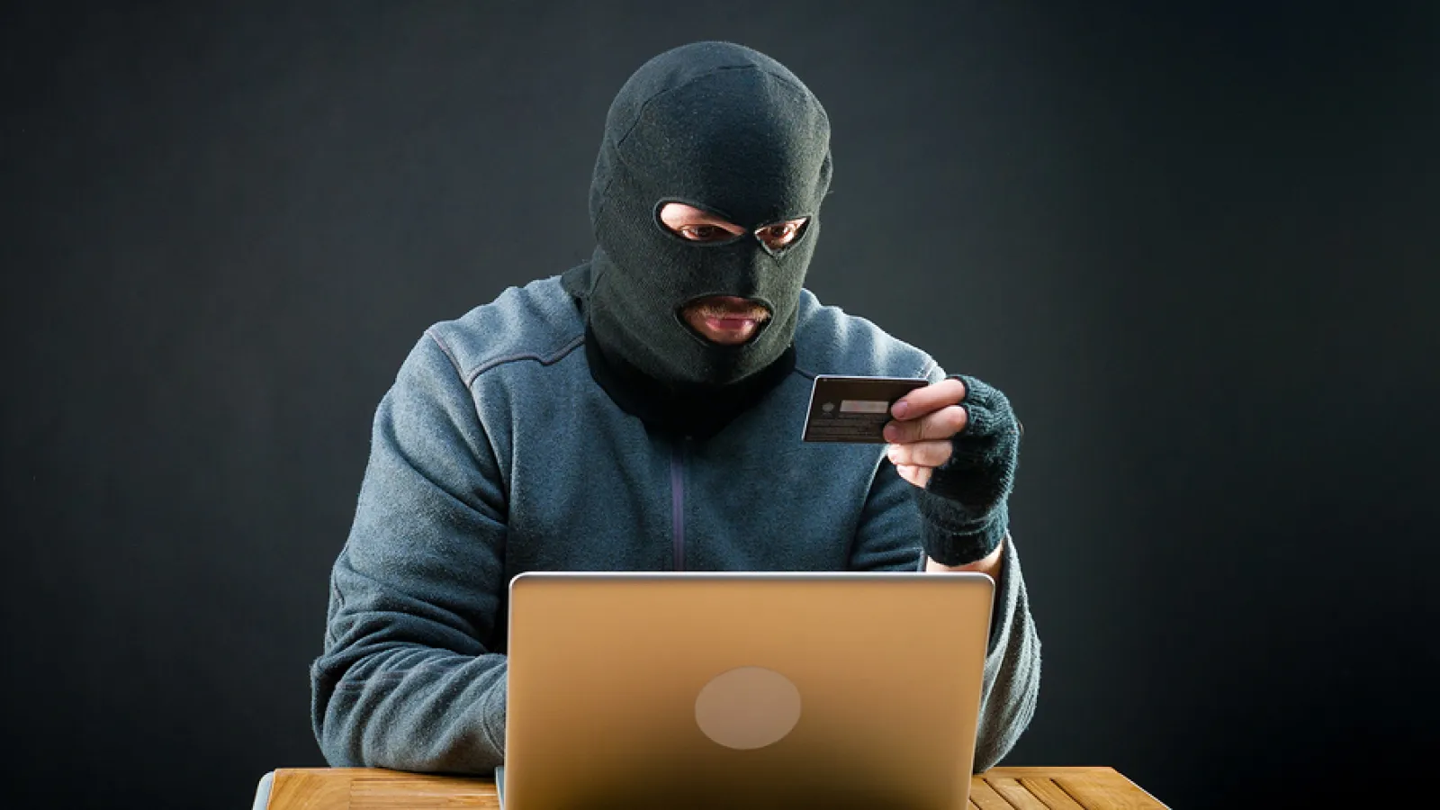 Credit Card Fraud: What to Do If It Happens to You 