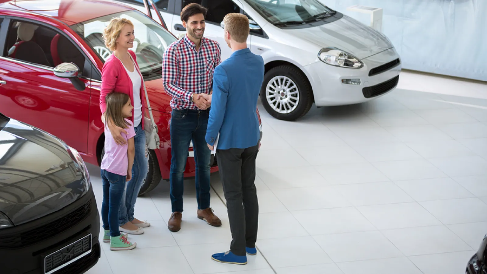 Myths About Car Buying and When to Buy a Car 
