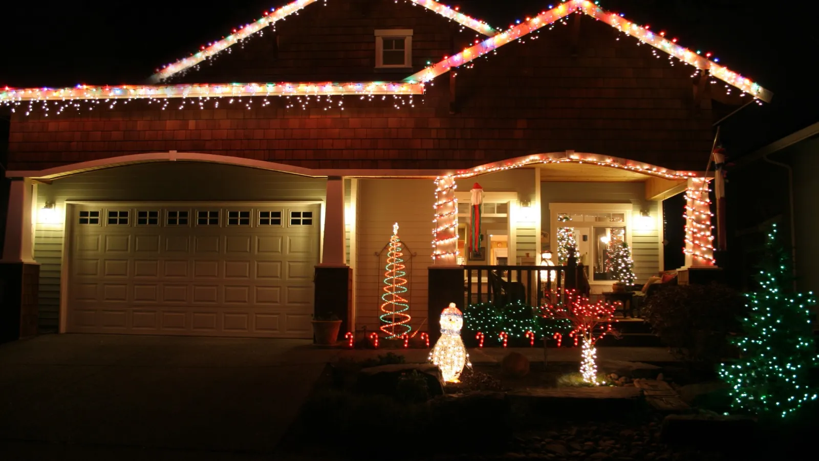 8 Things To Do To Prepare Your Home for the Holidays