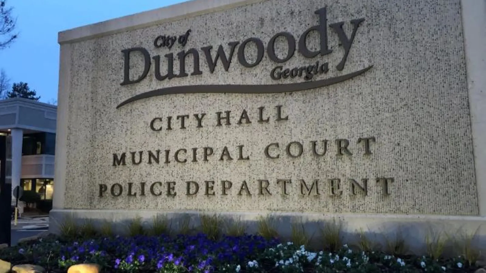 Dunwoody sign