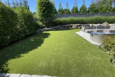 Thumbnail for a large green lawn with a fountain
