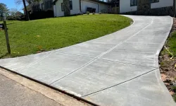 Thumbnail control image for a sidewalk with grass and a fence