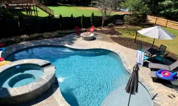 Thumbnail control image for a pool with a slide