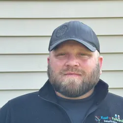 a man wearing a hat