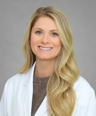 A portrait of Katlyn Jones, FNP-C.