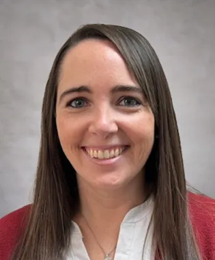 A portrait of Elizabeth Bell, FNP.