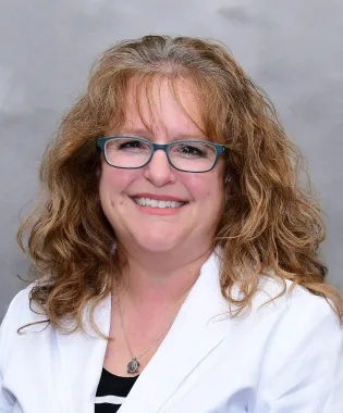 A portrait of Emily Gentry, FNP.
