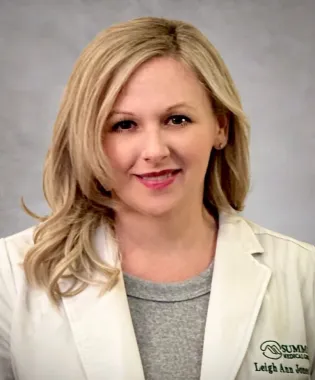 A portrait of LeighAnn Jones, FNP.