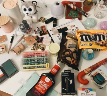 a bunch of items that are sitting on a table