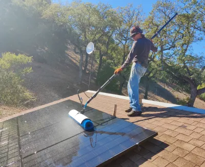 How to Clean Your home Solar Panels DIY