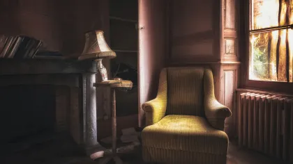 a chair in a room