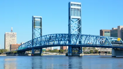 Pointe Verda Beach bridge over water with buildings in the background, Atlanta Residential and Commercial Inspections, Atlanta Property Inspections, Commercial Property Inspections, Atlanta Commercial Property Inspector, Atlanta LunsPro Inspection Group