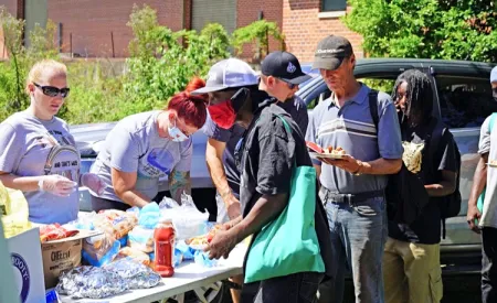 Image for Warner Robins nurse advocates medical care to homeless, uninsured