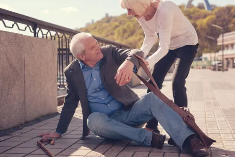 A Guide to Preventing Senior Falls