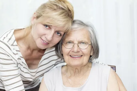 Introducing a Caregiver to a Loved One with Dementia: Best Practices