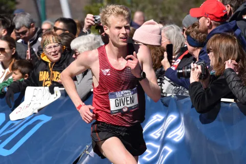 ELITE TEAM IMPRESSES AT CHICAGO AND BOSTON MARATHONS