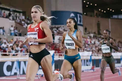 RACE DAY WITH ALLIE WILSON