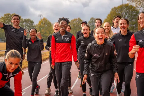 a group of people running