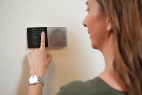 Winter Thermostat Settings For a 2-Story House