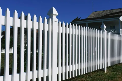 The Pros of Polyvinyl Chloride Fences and What to Consider