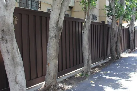 Composite Fencing: An Eco-Friendly Option for Your Home
