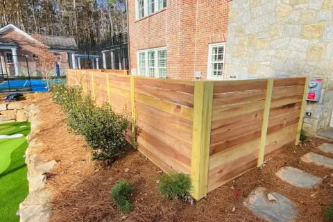 5 Modern Horizontal Fence Ideas