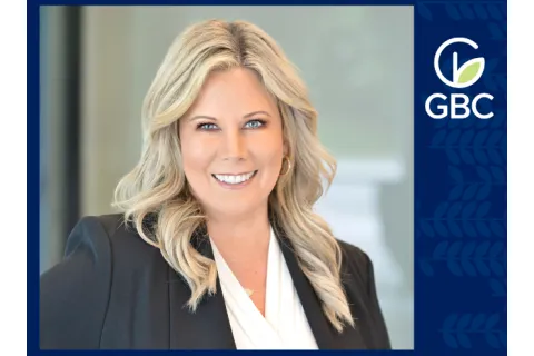 Jennifer Bridwell Headshot