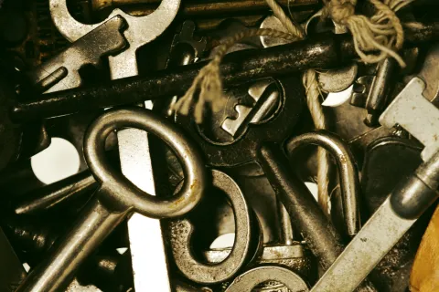 How to Free Yourself from PEOs