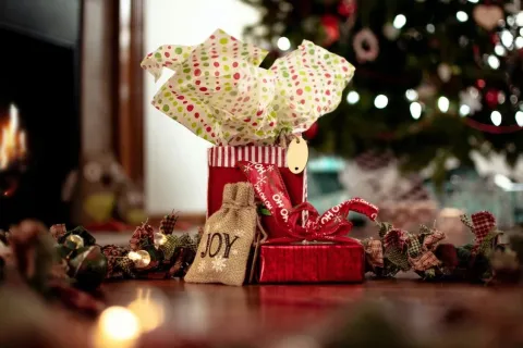 a small gingerbread house