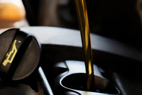 Oil Types: Which One Should You Use In Cooler Weather?