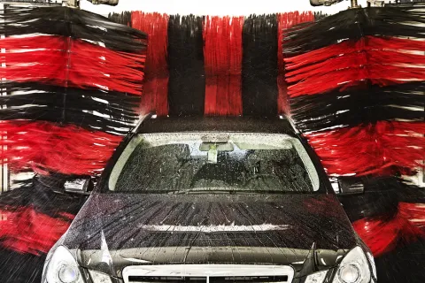 Make it a Summer of Unlimited Car Washes