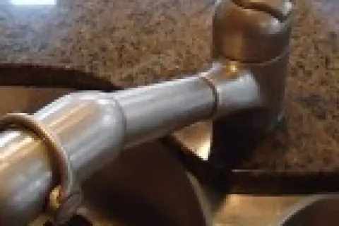 Quick kitchen plumbing repairs every homeowner should know