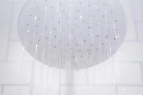 squealing shower