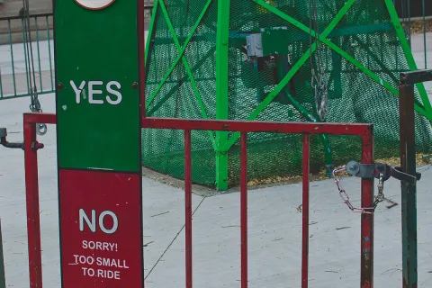 a green and red sign