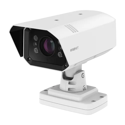 a Hanwha LPR camera monitoring