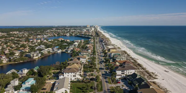 Image of Destin