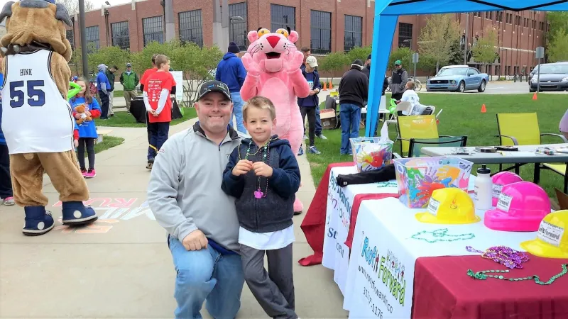 Father and son and... panther